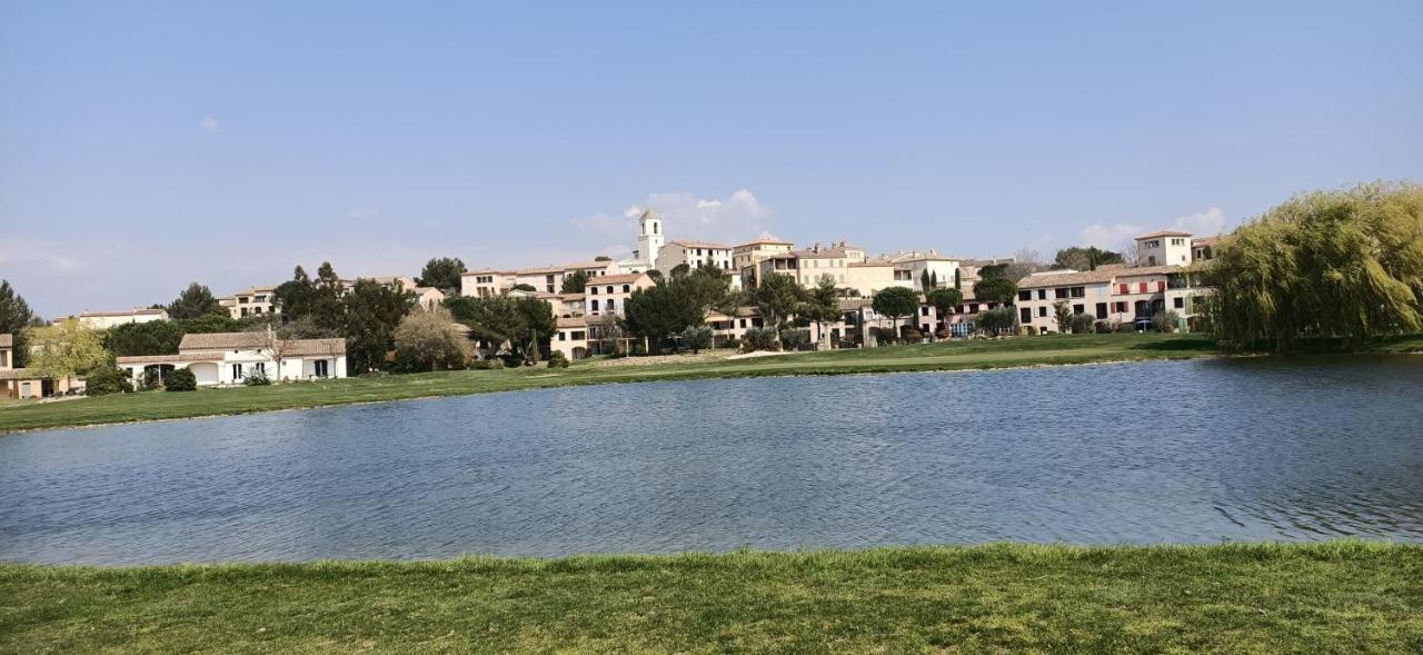 Charmant T2 Climatise Avec Belle Vue , Golf De Pont-Royal Mallemort Εξωτερικό φωτογραφία