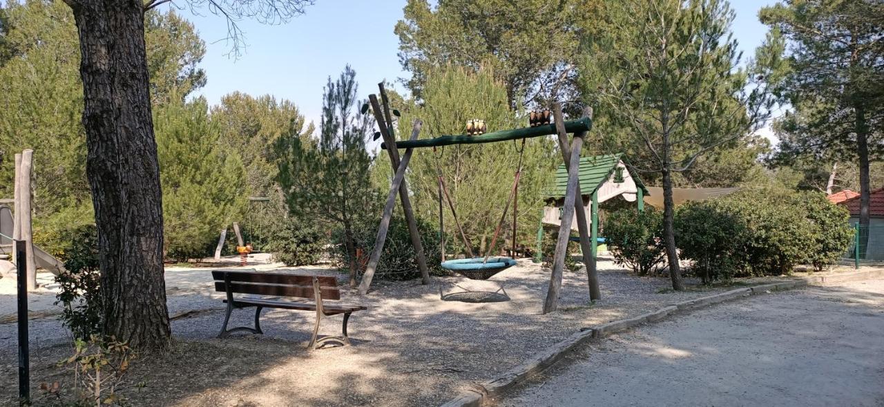 Charmant T2 Climatise Avec Belle Vue , Golf De Pont-Royal Mallemort Εξωτερικό φωτογραφία