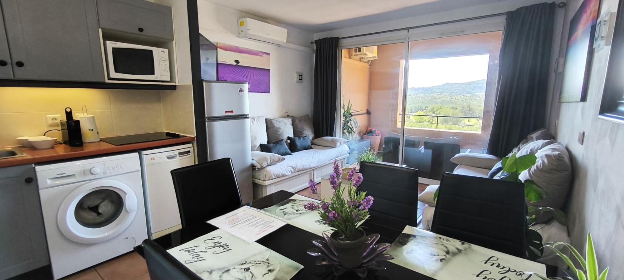 Charmant T2 Climatise Avec Belle Vue , Golf De Pont-Royal Mallemort Εξωτερικό φωτογραφία