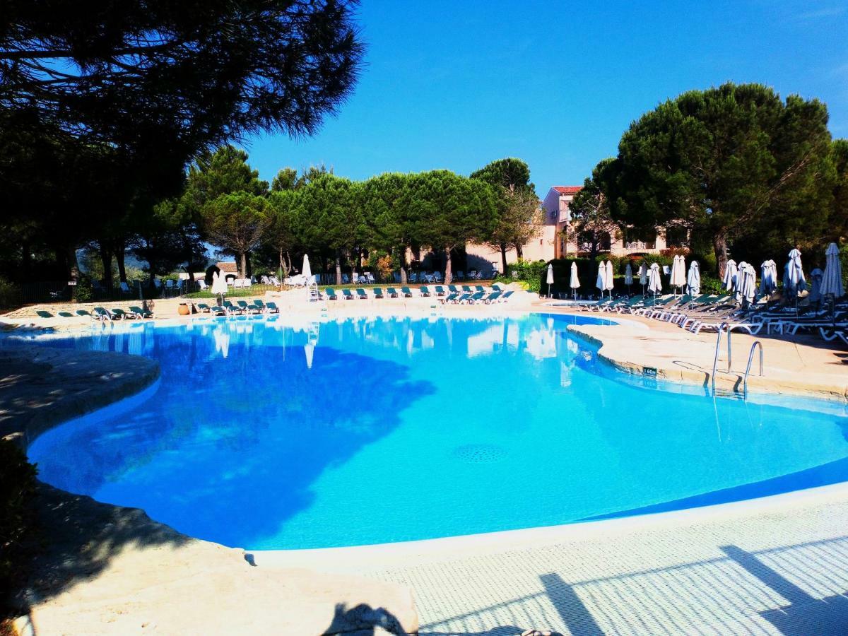 Charmant T2 Climatise Avec Belle Vue , Golf De Pont-Royal Mallemort Εξωτερικό φωτογραφία