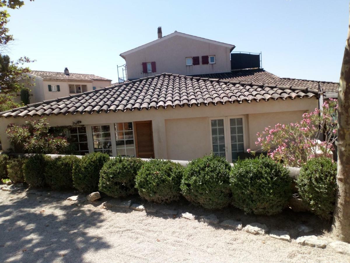 Charmant T2 Climatise Avec Belle Vue , Golf De Pont-Royal Mallemort Εξωτερικό φωτογραφία