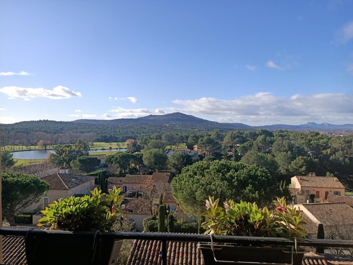 Charmant T2 Climatise Avec Belle Vue , Golf De Pont-Royal Mallemort Εξωτερικό φωτογραφία